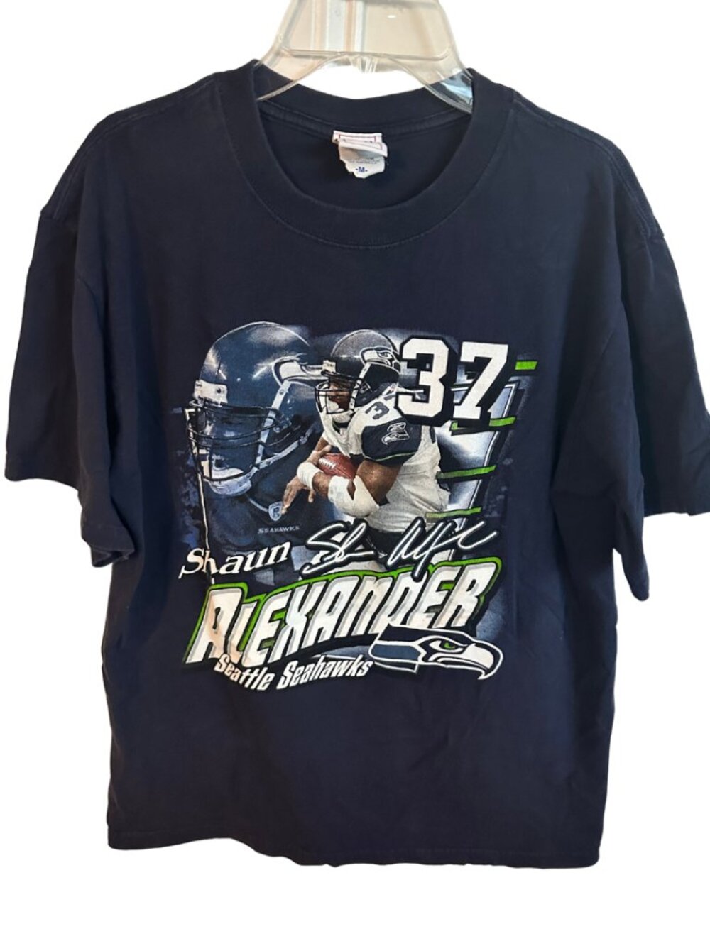 Vintage Seattle Seahawks Shaun Alexander #37 Graphic T-Shirt (Size Medium)